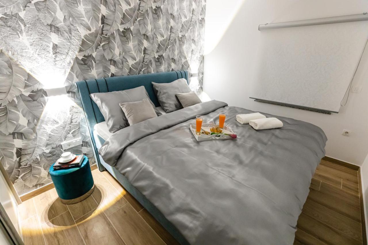 Apartman Laura Vir Zewnętrze zdjęcie